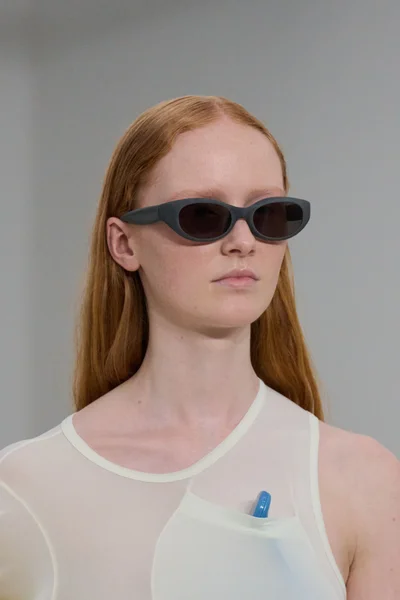 Look 80